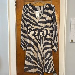 Women dress